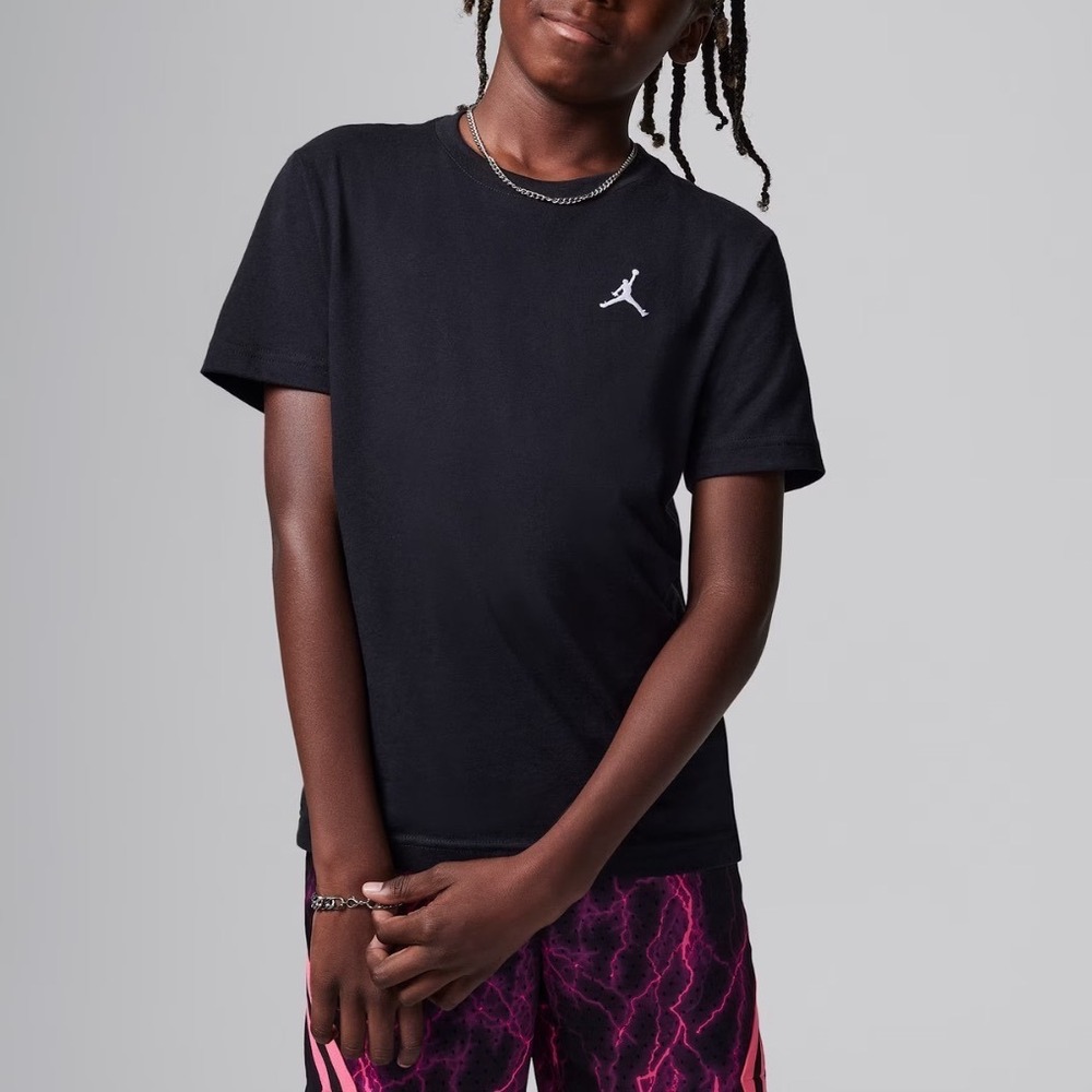 Jordan Boys Jumpman Essentials T-Shirt Black XL 13-15 Years bundle of 3